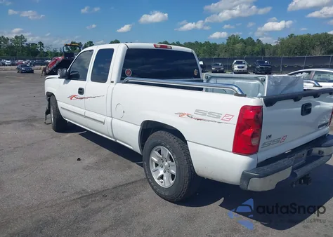 2003 Chevrolet Silverado 1500 Ls z USA, uszkodzony, nr VIN 2GCEC19V631156876